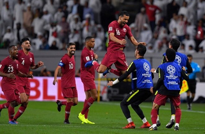 Truyền thông châu Á ngỡ ngàng trước chiến thắng áp đảo của Qatar
