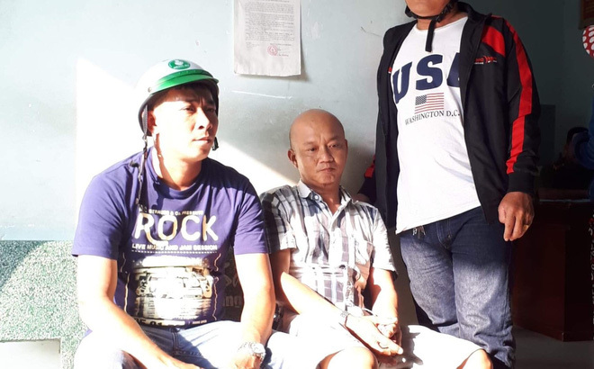 Túng tiền, “con bạc” cuỗm luôn xe máy, laptop của bạn cùng phòng