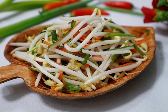 Món ngon mỗi ngày: Cách làm dưa giá chua ngọt, giòn giòn chống ngán ngày Tết