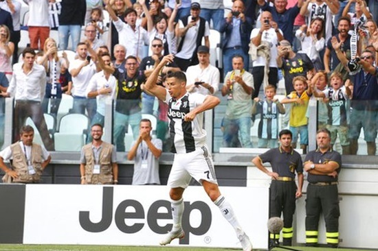 Ronaldo tỏa sáng giúp Juvetus chiếm lợi thế lớn trong cuộc đua vô địch