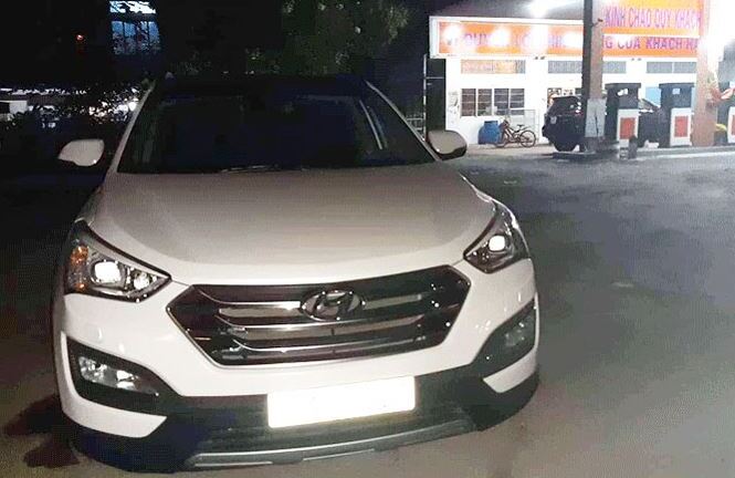 Phó giám đốc bệnh viện bị cướp trăm triệu khi dừng xe đi vệ sinh