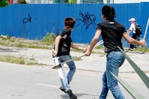 Hỗn chiến tại Thanh Hóa: Trai làng chém nhau loạn xạ trong ngày Lễ Tình nhân