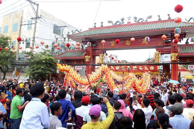 Học sinh Bình Dương được nghỉ học 2 ngày diễn ra lễ hội chùa Bà Thiên Hậu