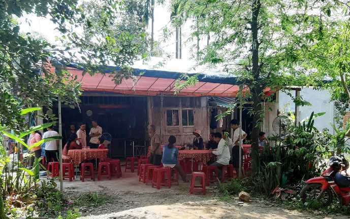 Quảng Nam: Chủ tịch Hội Chữ thập đỏ bị hàng trăm con ong vây đốt tử vong