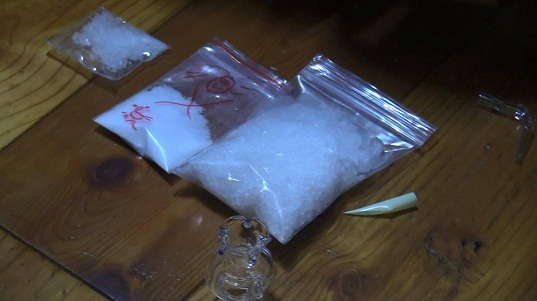 Bình Dương: Bắt giữ một nhóm đối tượng buôn ma túy có hung khí