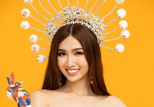 Bộ trang phục dân tộc gây tranh cãi của Đỗ Nhật Hà tại Hoa hậu Chuyển giới quốc tế 2019