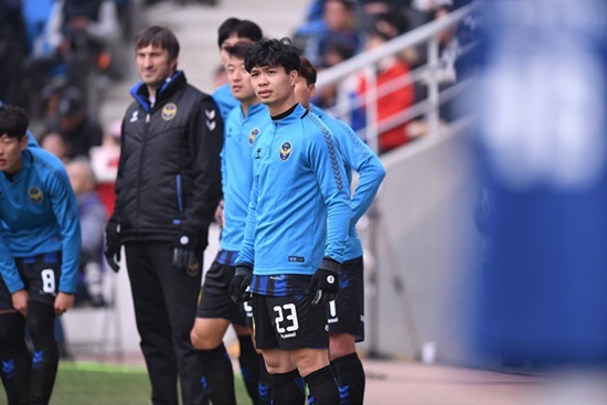 Công Phượng lập hat-trick trong chiến thắng đậm đà của Incheon United