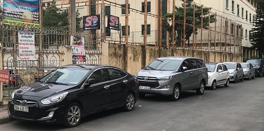 Trường ĐHSP Hà Nội: Sân vận động bị 