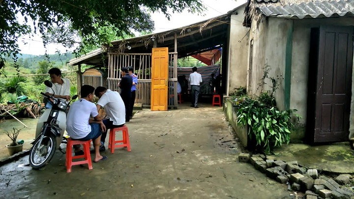 Khởi tố nhóm côn đồ hành hung con nợ rồi gọi người nhà đến nhận xác