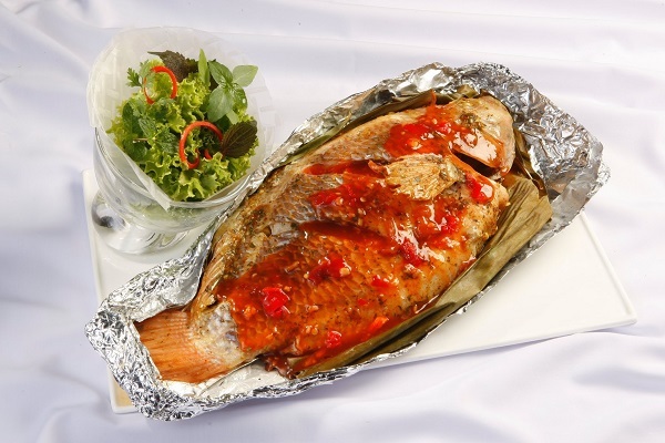 Món ngon mỗi ngày: Cách làm cá rô phi nướng sả ớt thơm lừng bằng lò vi sóng