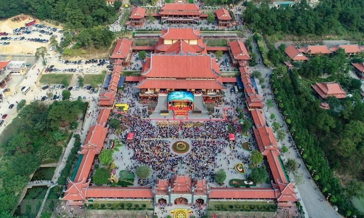 Nghi vấn chùa Ba Vàng truyền bá 