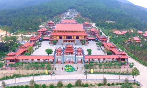 UBND TP.Uông Bí yêu cầu chấm dứt 'thỉnh vong, cúng oan gia trái chủ' tại chùa Ba Vàng