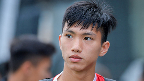 Đoàn Văn Hậu lên dây cót tinh thần trước trận cầu 