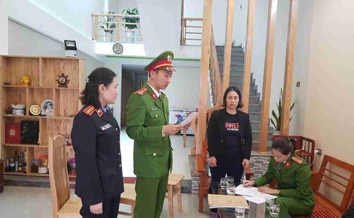 Bắt giữ nguyên chủ tịch xã nâng khống tiền đất, móc túi người dân