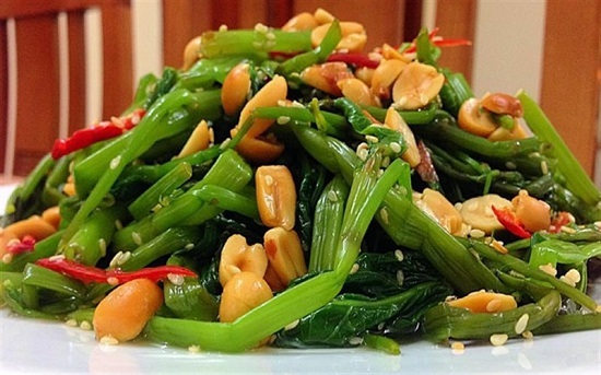 Món ngon mỗi ngày: Rau muống trộn ngon tuyệt đãi cả nhà