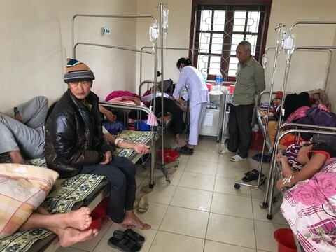 Hà Tĩnh: Hơn 50 người bị ngộ độc sau khi ăn đám giỗ