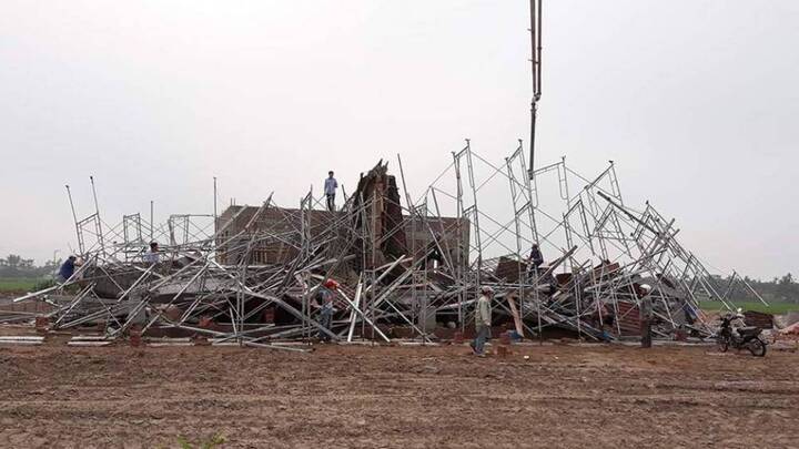 Nam Định: Sập giàn giáo xây dựng cây xăng 8 người thương vong