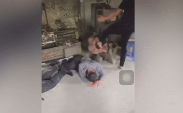 Video: 3 người đi đòi nợ thuê bị 