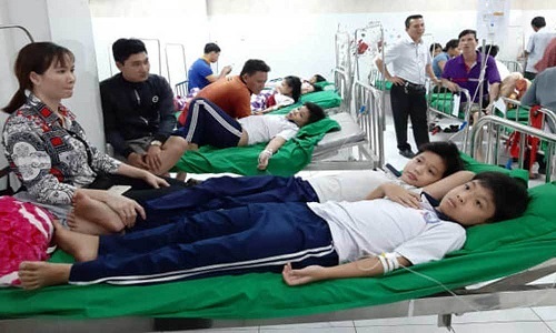 Trách nhiệm bảo vệ bữa ăn học đường thuộc về ai?