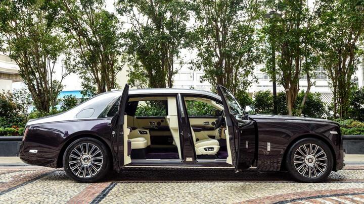 Có gì mới trong chiếc Rolls-Royce Phantom mới bàn giao cho đại gia Hồng Kông?
