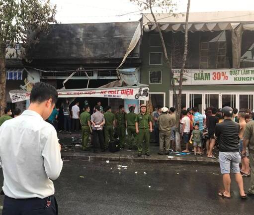 Cháy dữ dội tại cửa hàng xe đạp điện, 3 người tử vong