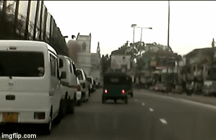 Video: Giây phút nhà thờ ở Sri Lanka bị đánh bom, phát nổ kinh hoàng