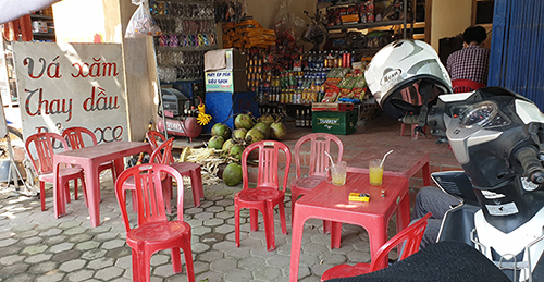 Điều tra vụ tài xế của lãnh đạo công an Thanh Hóa bất ngờ bị cứa cổ trong quán nước
