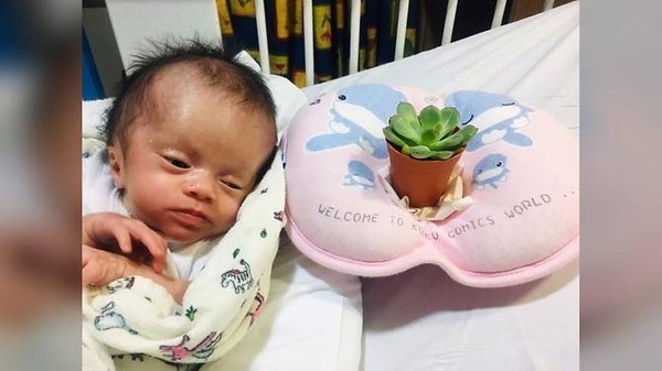 Bé sơ sinh ở Lân Đồng bị treo 4 ngày trên cây và hành trình hồi phục kì diệu tại Singapore