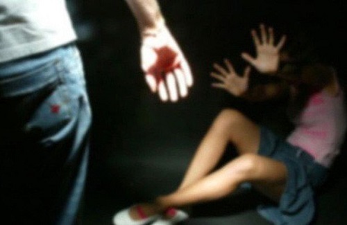 Khởi tố người cha đồi bại hiếp dâm con gái ruột dẫn đến mang thai 