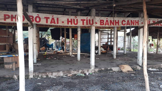 Chủ quán ăn bị