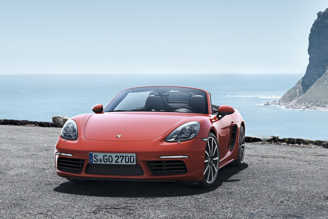 Bảng giá Porsche mới nhất tháng 5/2019: 718 Boxster giá “mềm” nhất từ 3,6 tỷ đồng