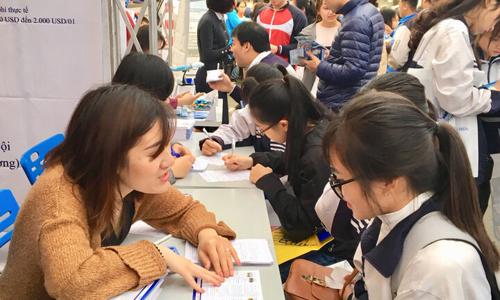 Hà Nội: Một thí sinh đăng ký tới 50 nguyện vọng xét tuyển đại học