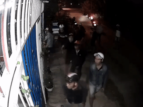 Hãi hùng cảnh trộm kéo 