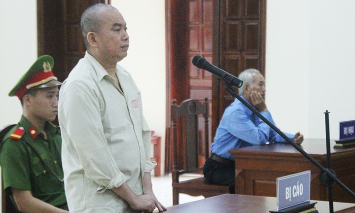 Bắc Giang: Hoãn xét xử kì án con trai giết mẹ vì 1,5 chỉ vàng