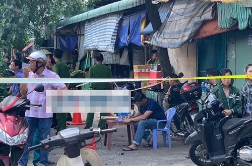 Vụ 3 người chết trong phòng trọ ở Bình Dương: Giám đốc Công an tới hiện trường chỉ đạo phá án