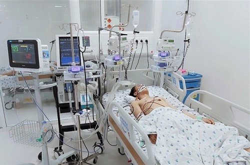 Mâu thuẫn với cha mẹ, chàng trai 15 tuổi uống thuốc trừ sâu tự tử