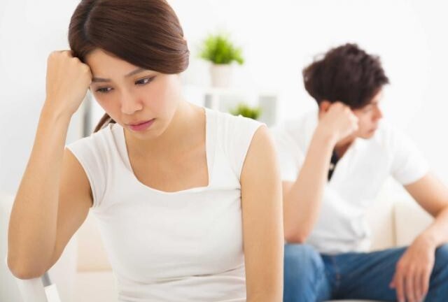 Phải làm sao khi vợ luôn coi mẹ chồng là người dưng?