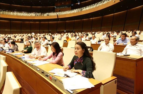 Bên lề Quốc hội: Nhiều đại biểu không đồng tình nghỉ thêm ngày 27/7