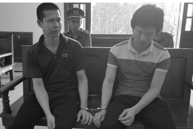 Nỗi đau kép của 2 người phụ nữ có chồng hầu tòa vì xâm hại cháu gái
