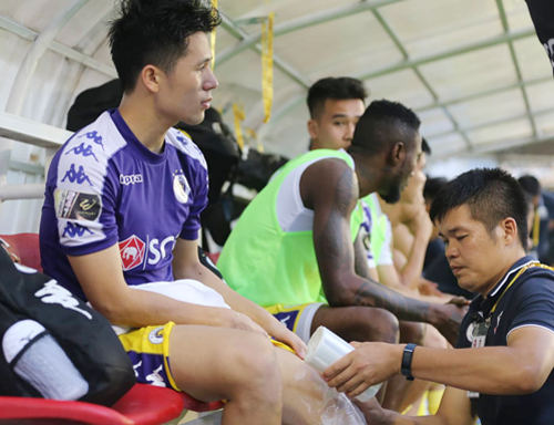 Ai sẽ là người thay thế vị trí của Đình Trọng tại King’s Cup ?