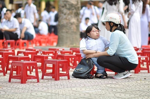 Nghi lực phi thường của nữ sinh