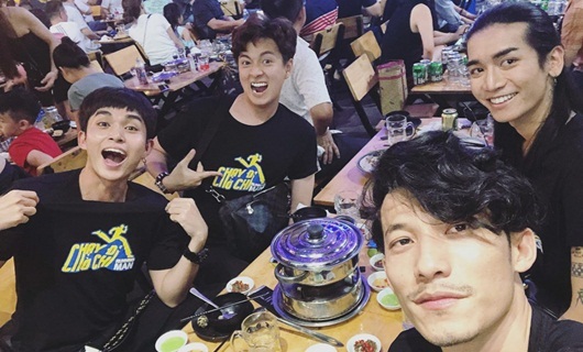 Tin tức giải trí mới nhất ngày 6/6/2019: Dàn sao tưng bừng mừng Việt Nam thắng Thái Lan