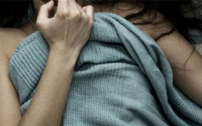 Vợ tố chồng hiếp dâm con gái ruột 9 tuổi ở Lào Cai