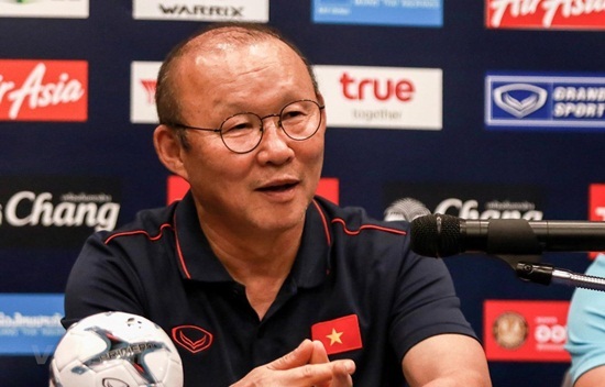 HLV Park Hang-seo đưa ra quan điểm bất ngờ trước chung kết King's Cup