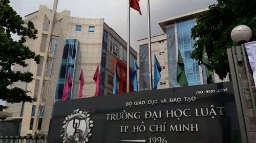 Vì sao 2 Phó Giáo sư của Đại học Luật TP.HCM xin từ chức?