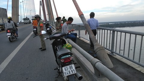 Thanh niên nhảy cẩu Rạch Miễu tự tử nghi do mâu thuẫn tình cảm