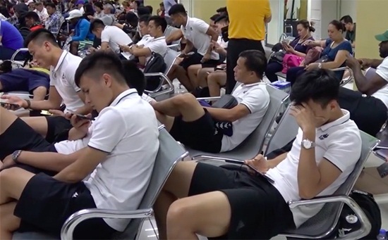 3 ngày sau khi đá AFC Cup, cầu thủ Hà Nội vẫn