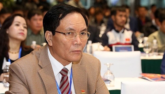 Phó Chủ tịch VFF Cấn Văn Nghĩa bất ngờ đệ đơn từ chức