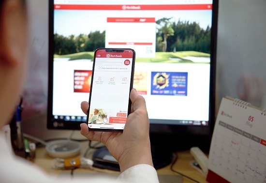 Phí chuyển tiền, các ngân hàng “định giá” bao nhiêu? 