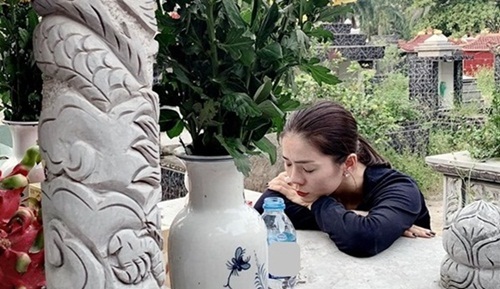 Tin tức giải trí mới nhất ngày 26/6/2019: Lệ Quyên khóc nghẹn nhớ người bố đã